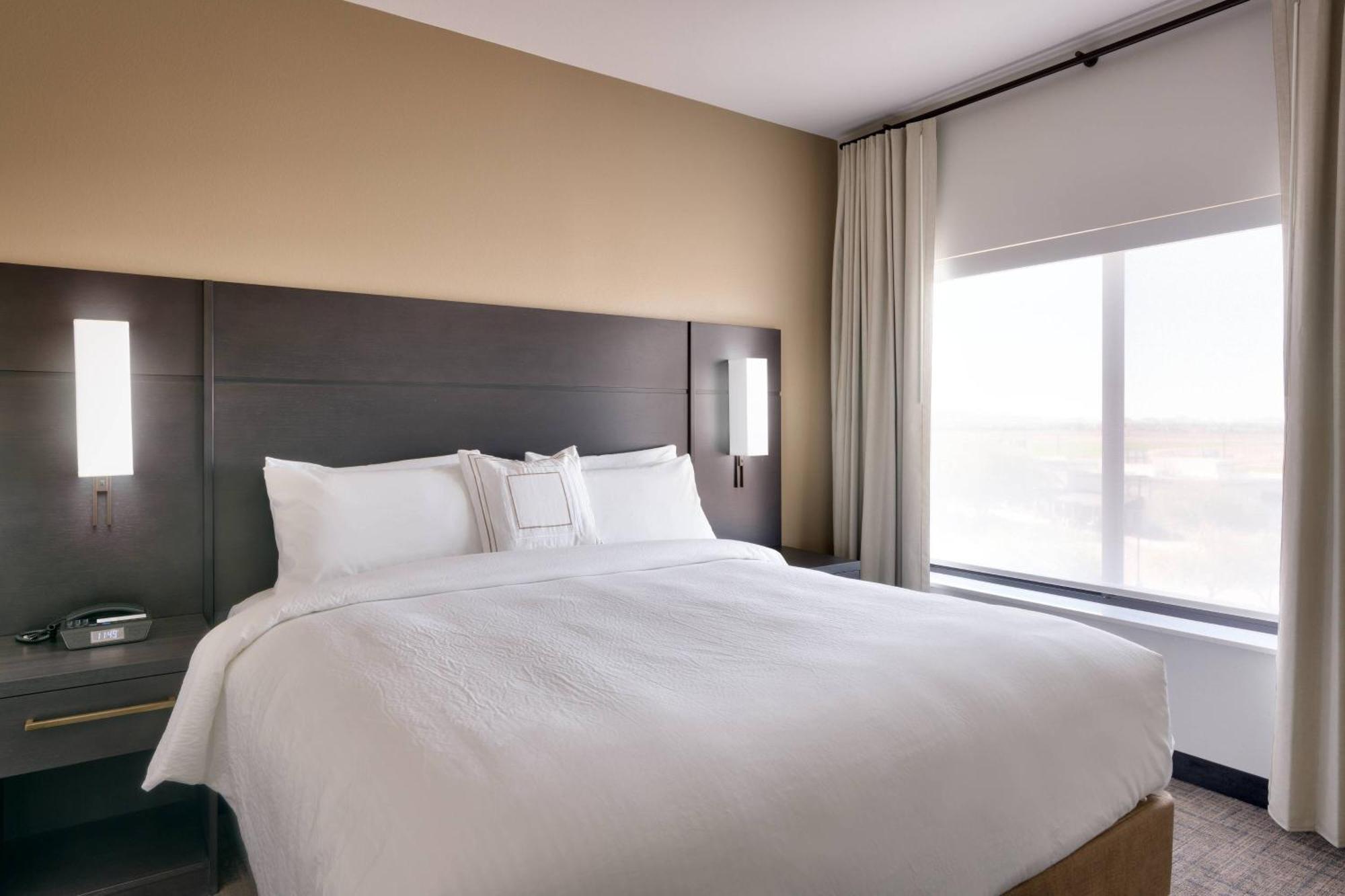 Residence Inn By Marriott Phoenix West/Avondale Exterior photo